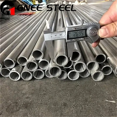 Is incoloy 800 stainless steel?