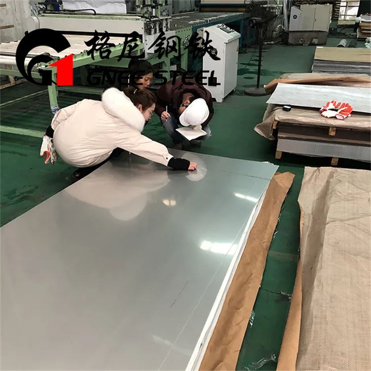 SUS316L Stainless Steel Tread Plate SUS304 SUS316L For Flooring